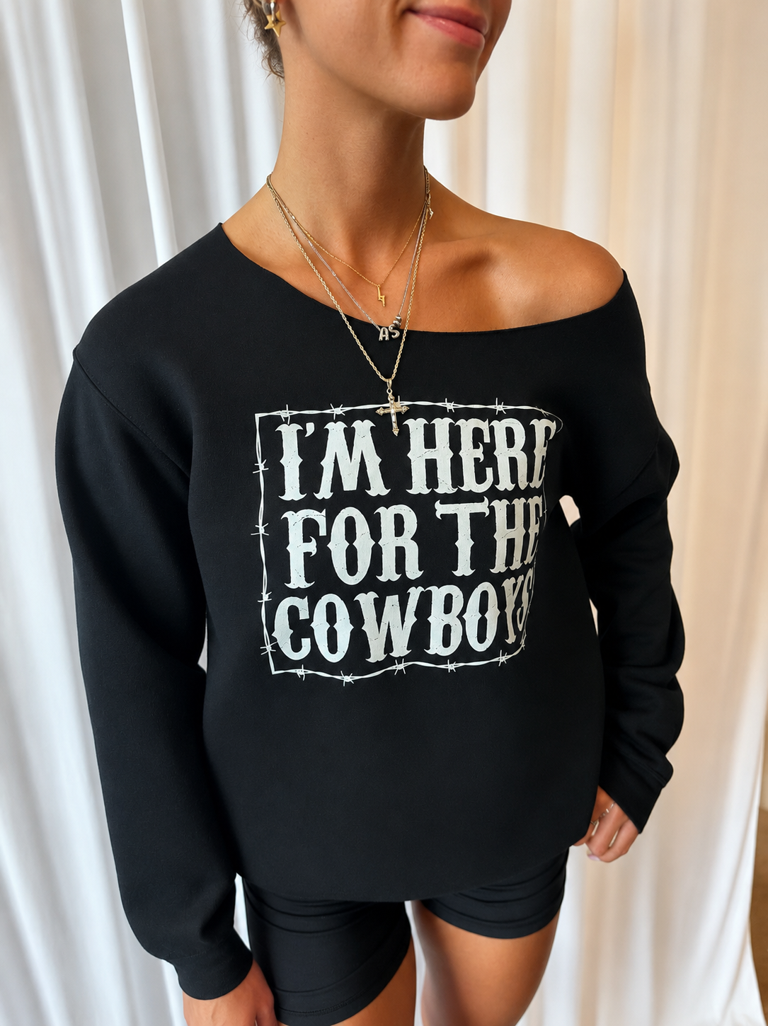 Cowboys & Country Nights Graphic Sweatshirt – I'm Here For The Cowboys Pullover