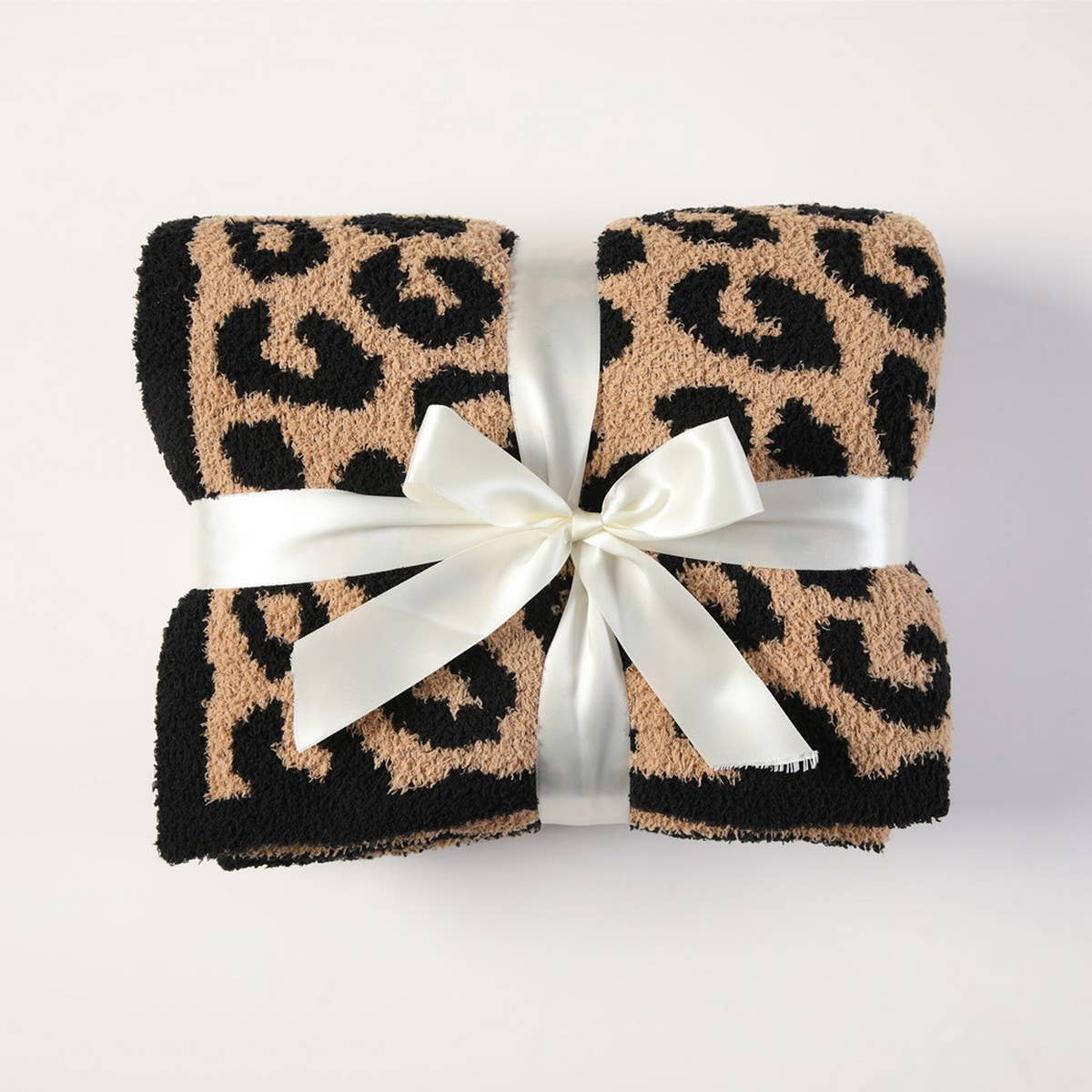 Knitted Leopard Print Throw Blanket – Ultra Soft Cozy Animal Print Home Blanket
