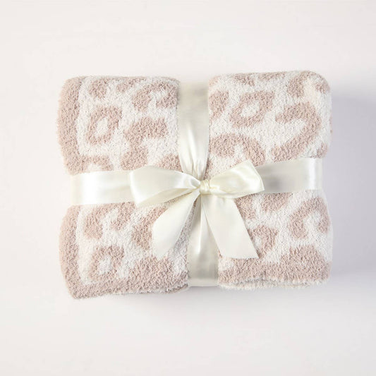 Knitted Leopard Print Throw Blanket – Ultra Soft Cozy Animal Print Home Blanket