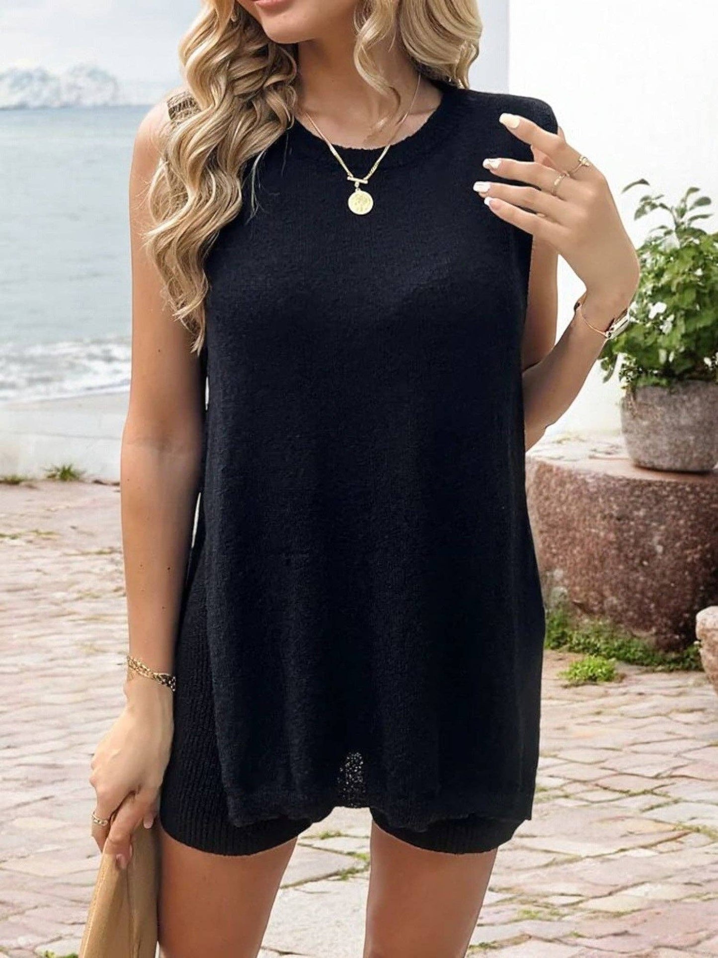 Sleeveless Open Side Knit Top & Ribbed Shorts Set – Cozy Lounge Wear